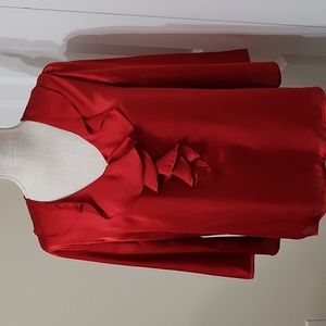 ELEMENIZ RED SATIN 3/4 SLEEVE TOP W/RUFFLED NECK LINE SZ M GREAT CONDITION